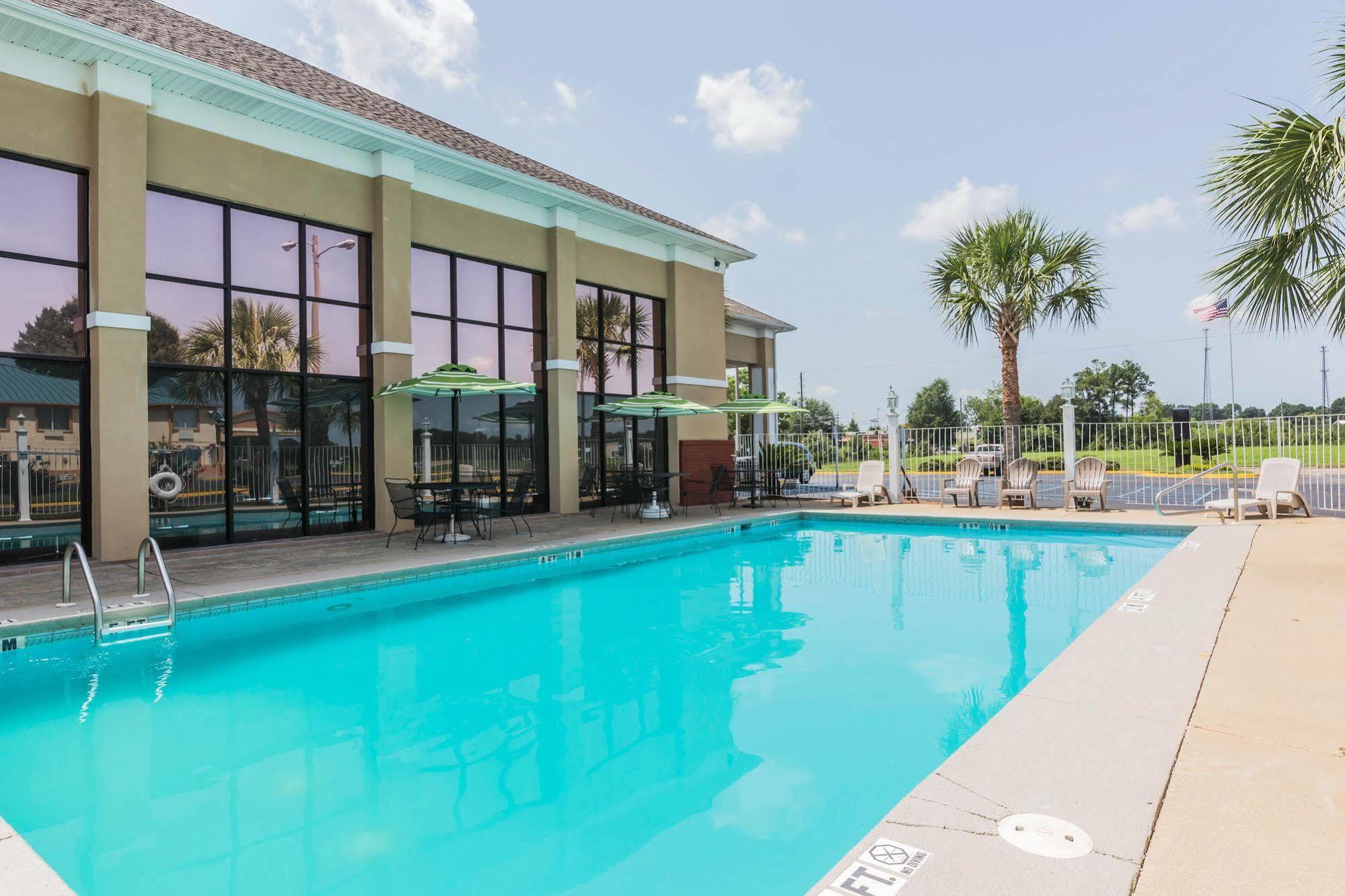 Quality Inn & Suites North Montgomery Dış mekan fotoğraf