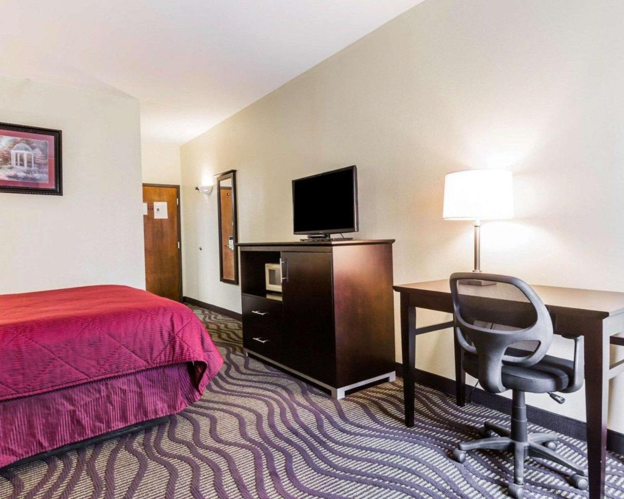 Quality Inn & Suites North Montgomery Dış mekan fotoğraf